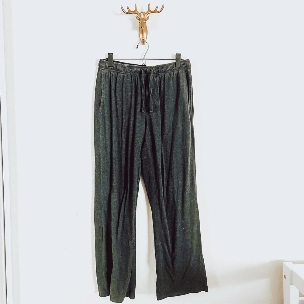 Croft & Barrow Men's Gray and Blue/White Checkered Lounge Pants Med - Set of 2